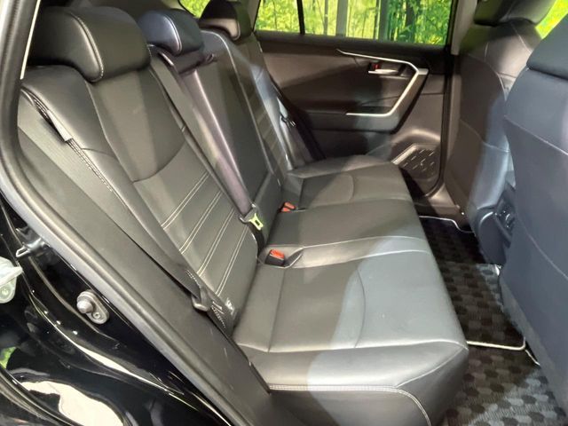 TOYOTA RAV4 4WD 2023 Image 31