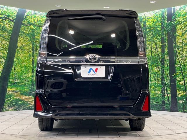 TOYOTA VOXY 2015 Image 31