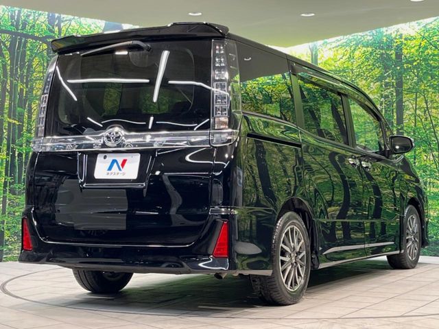 TOYOTA VOXY 2015 Image 31