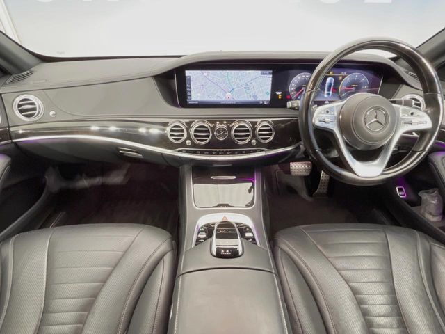 MERCEDES BENZ S CLAS 2018 Image 31