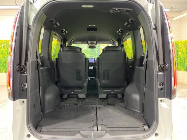 HONDA STEPWAGON E:HEV SPAD 2023 Image 31