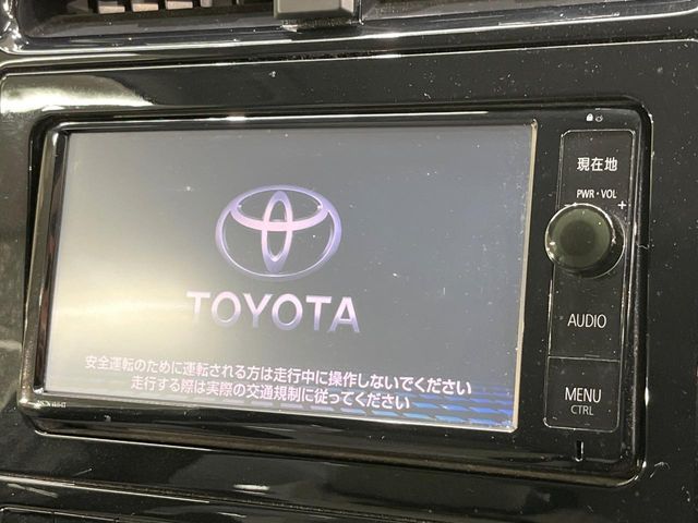 TOYOTA PRIUS 2015 Image 31