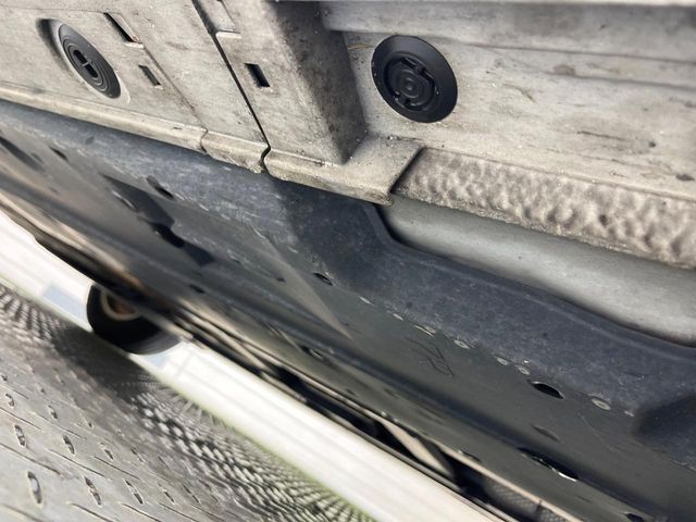 TOYOTA PRIUS 2015 Image 31