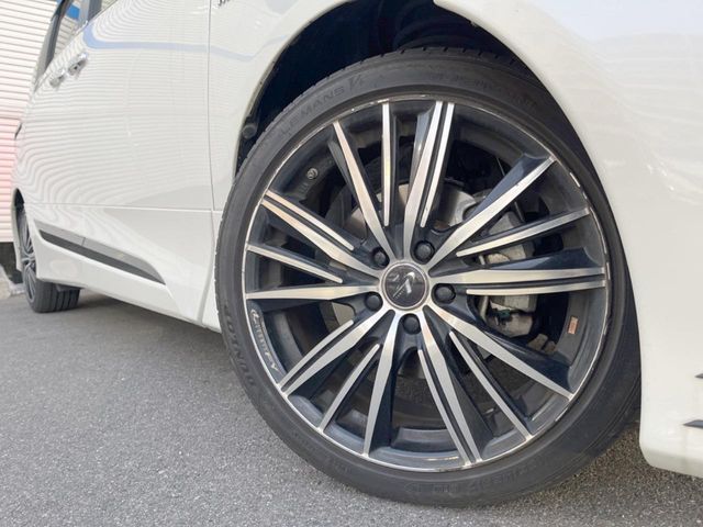 TOYOTA SIENTA HYBRID 2017 Image 31