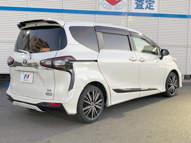 TOYOTA SIENTA HYBRID 2017 Image 31