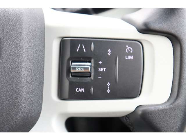 ROVER DEFENDER 2023 Image 31