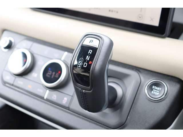 ROVER DEFENDER 2023 Image 31