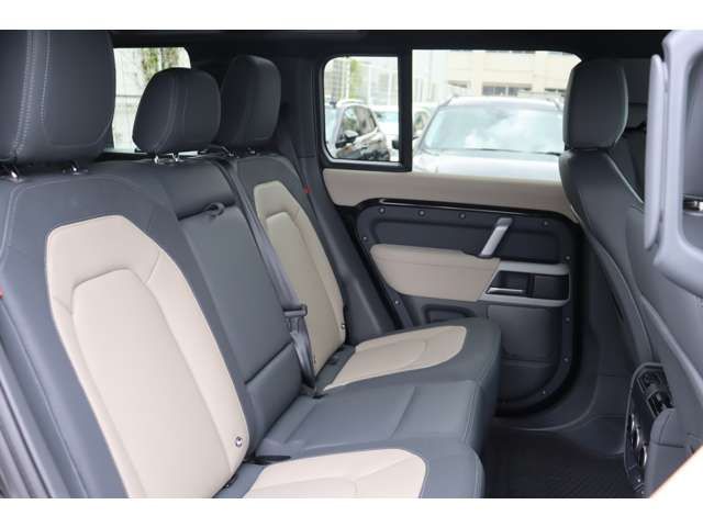 ROVER DEFENDER 2023 Image 31