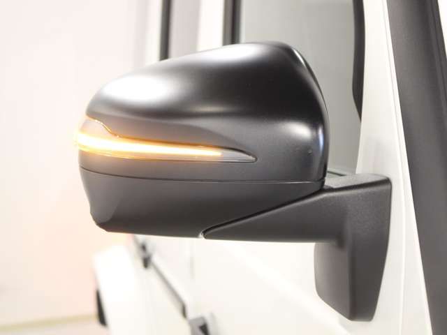 MERCEDES BENZ G CLAS 2024 Image 31