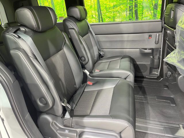 HONDA STEPWAGON E:HEV SPAD 2025 Image 31