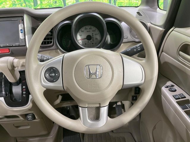 HONDA N BOX 2013 Image 31