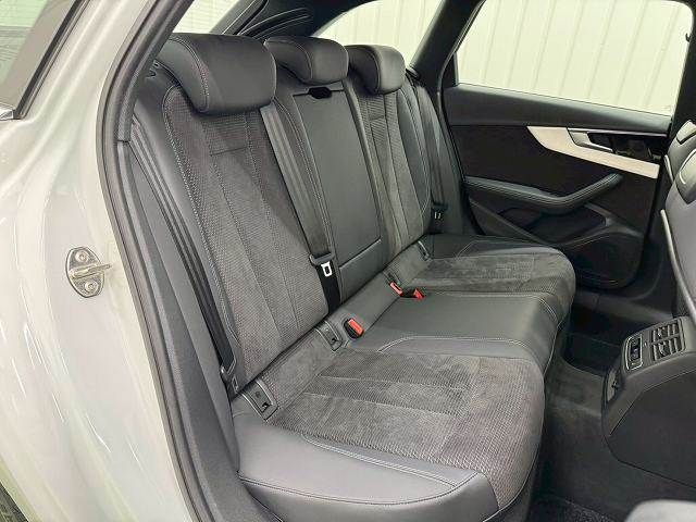 AUDI A4 AVANT 2021 Image 31