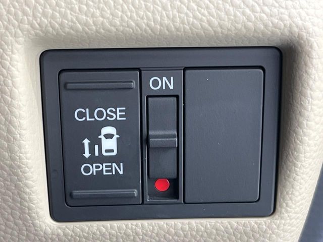 HONDA N BOX 2019 Image 31