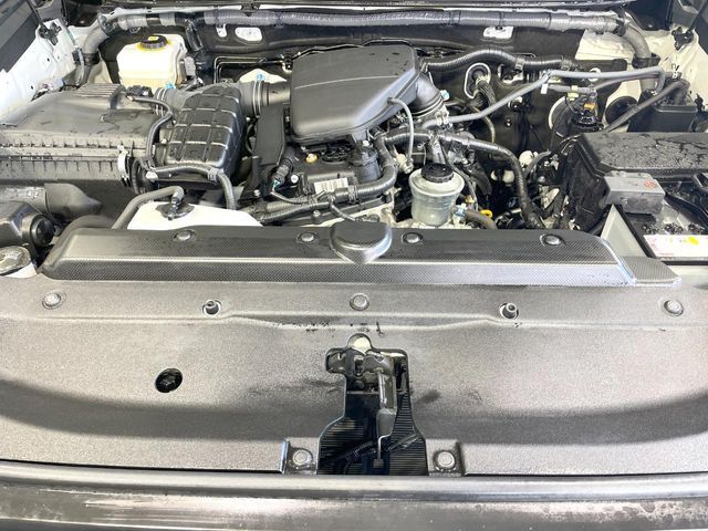 TOYOTA LANDCRUISER PRADO 2023 Image 31