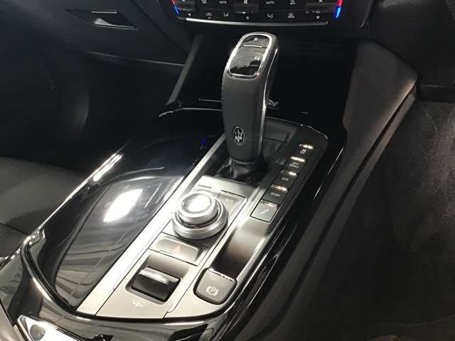 MASERATI LEVANTE 2022 Image 31