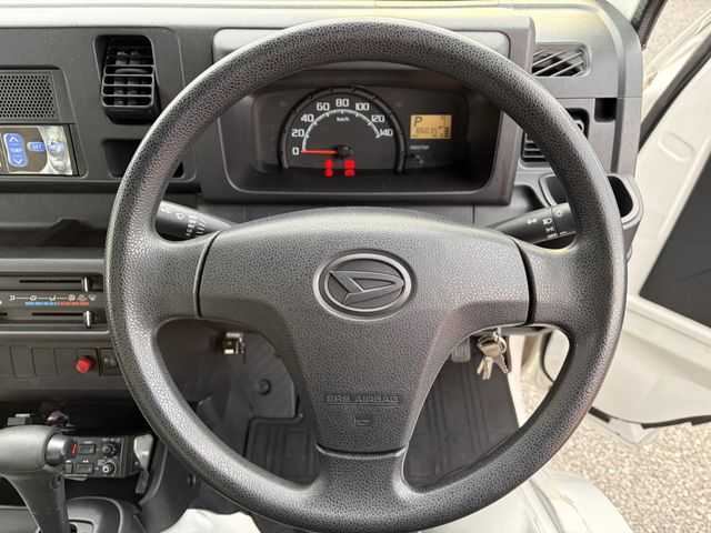 DAIHATSU HIJET TRUCK 2018 Image 31