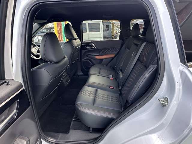 MITSUBISHI OUTLANDER PHEV 2023 Image 31