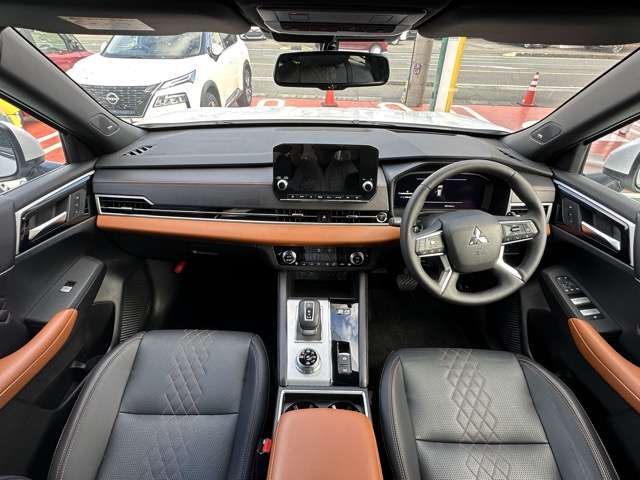 MITSUBISHI OUTLANDER PHEV 2023 Image 31