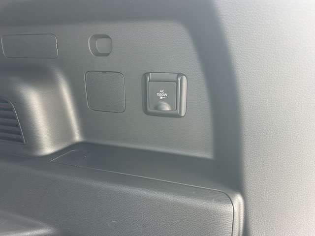 MITSUBISHI OUTLANDER PHEV 2023 Image 31