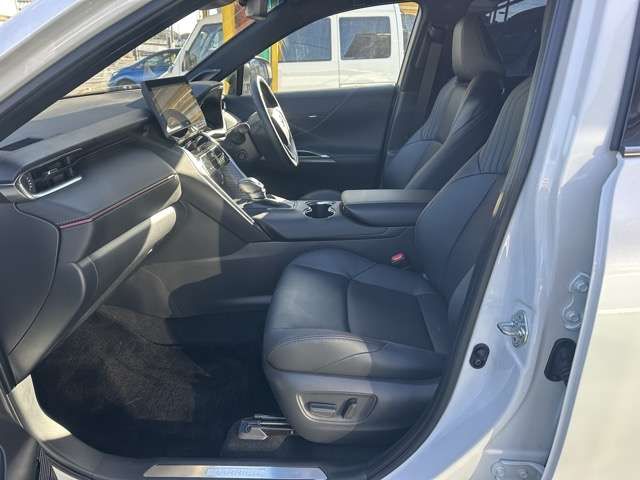 TOYOTA HARRIER PHEV 2023 Image 31