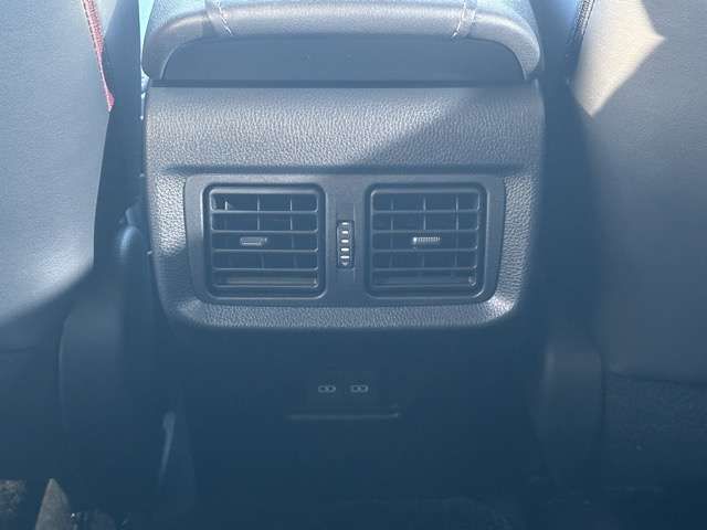 TOYOTA HARRIER PHEV 2023 Image 31