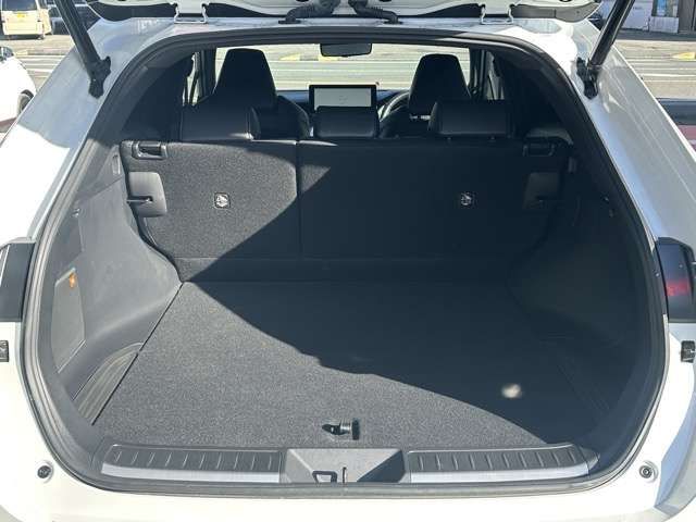 TOYOTA HARRIER PHEV 2023 Image 31