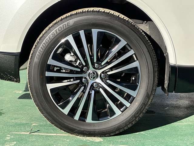 TOYOTA HARRIER PHEV 2023 Image 31