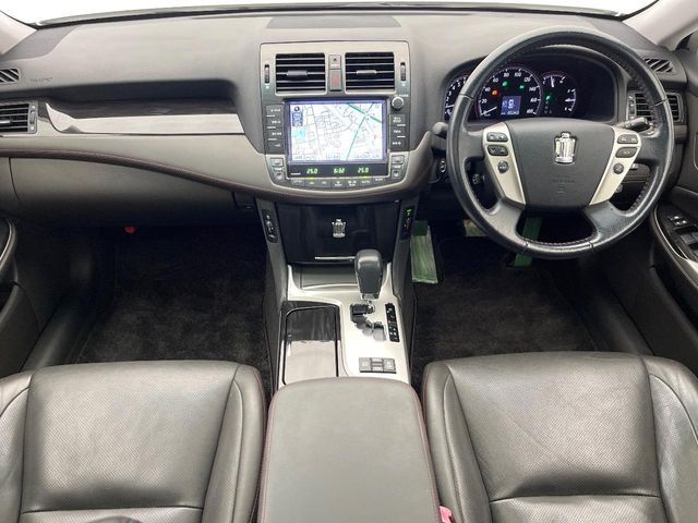 TOYOTA CROWN SEDAN 2011 Image 31