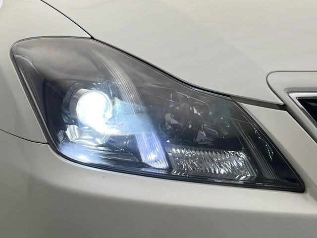 TOYOTA CROWN SEDAN 2011 Image 31