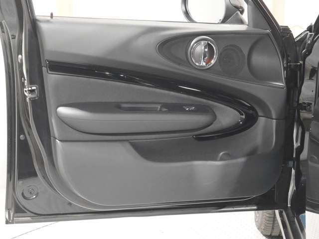 BMW MINI COOPER D CL 2016 Image 31