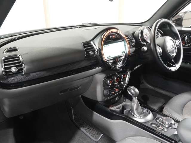 BMW MINI COOPER D CL 2016 Image 31