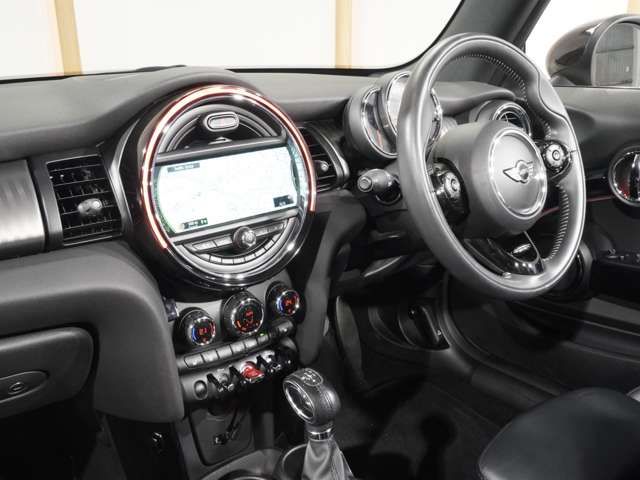 BMW MINI COOPER S OP 2017 Image 31