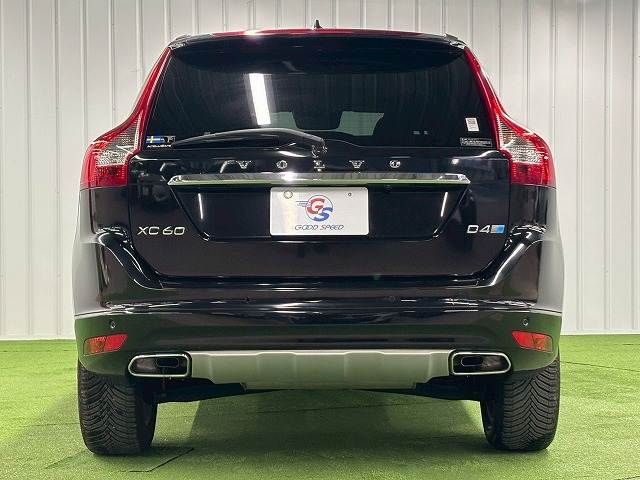 VOLVO XC60 2017 Image 31