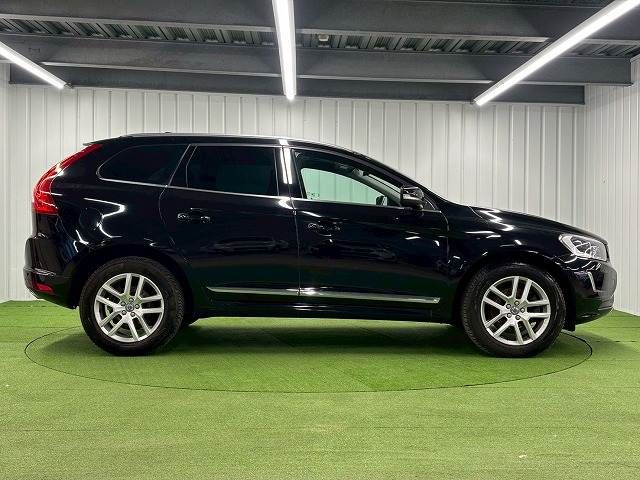 VOLVO XC60 2017 Image 31