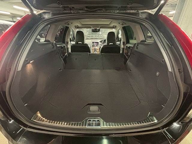 VOLVO XC60 2017 Image 31