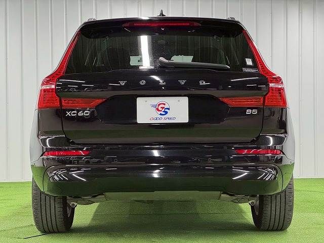 VOLVO XC60 2022 Image 31