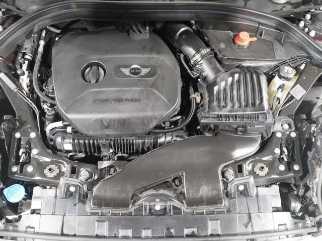 BMW MINI COOPER S CL 2017 Image 31