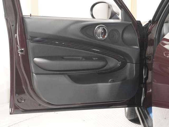 BMW MINI COOPER S CL 2017 Image 31