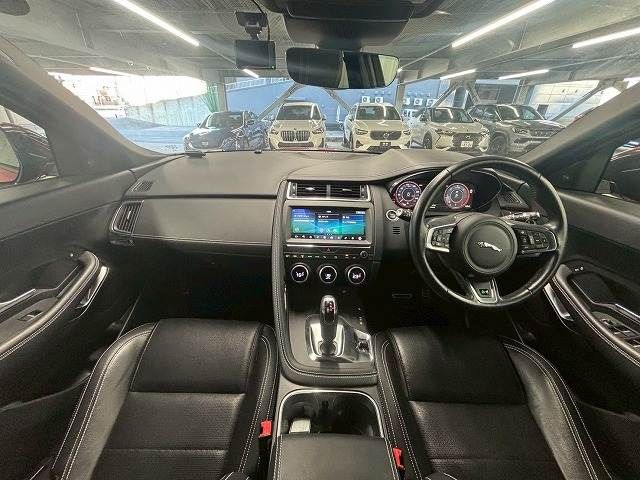 JAGUAR E-PACE 2020 Image 31