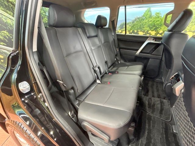 TOYOTA LANDCRUISER PRADO 2023 Image 31