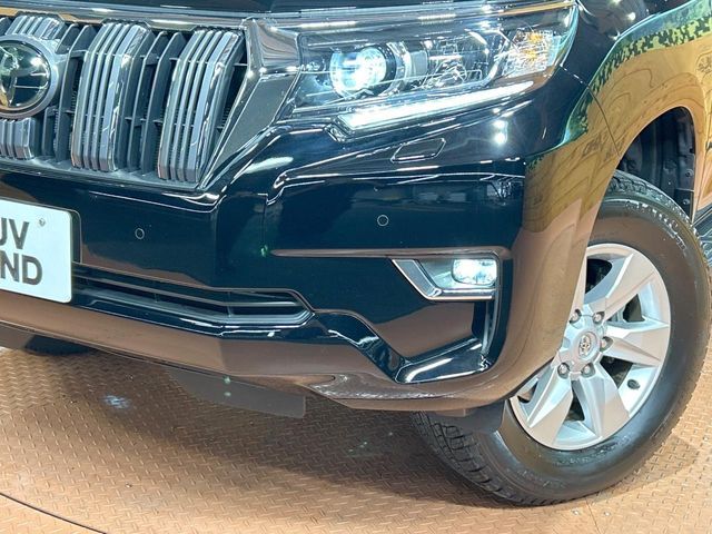 TOYOTA LANDCRUISER PRADO 2023 Image 31