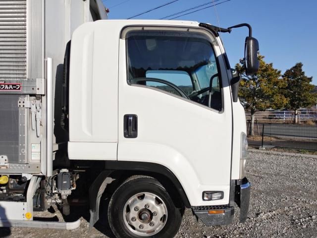 ISUZU FORWARD 2010 Image 31