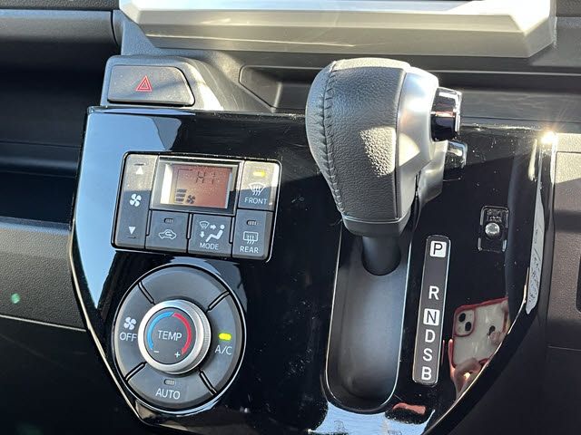 DAIHATSU WAKE 4WD 2018 Image 31