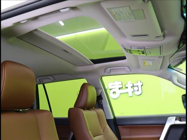 TOYOTA LANDCRUISER PRADO 2022 Image 31