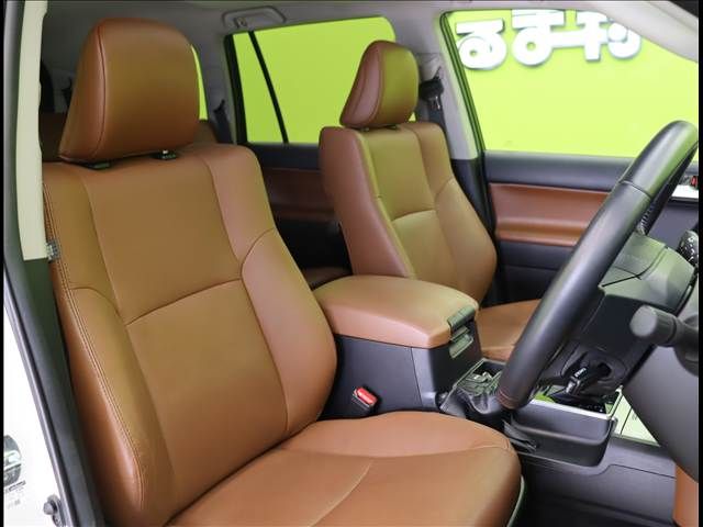 TOYOTA LANDCRUISER PRADO 2022 Image 31