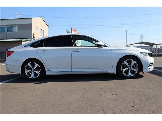 HONDA ACCORD HYBRID 2020 Image 31