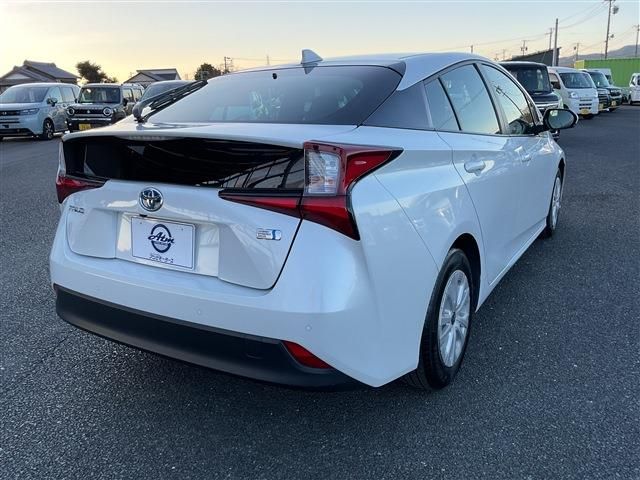 TOYOTA PRIUS 2022 Image 31