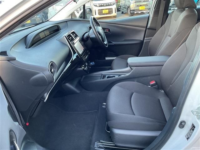 TOYOTA PRIUS 2022 Image 31