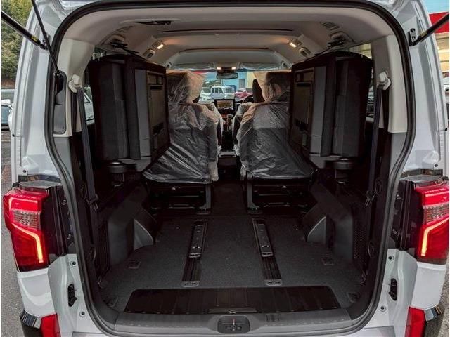 MITSUBISHI DELICA D:5 4WD 2025 Image 31