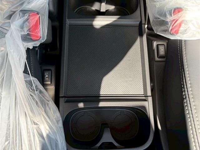 MITSUBISHI DELICA D:5 4WD 2025 Image 31